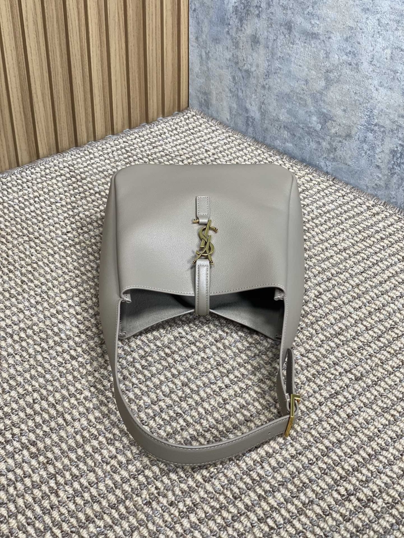 Y51 hobo bags